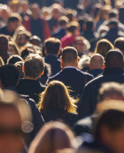 Migrações população nacional e estrangeira